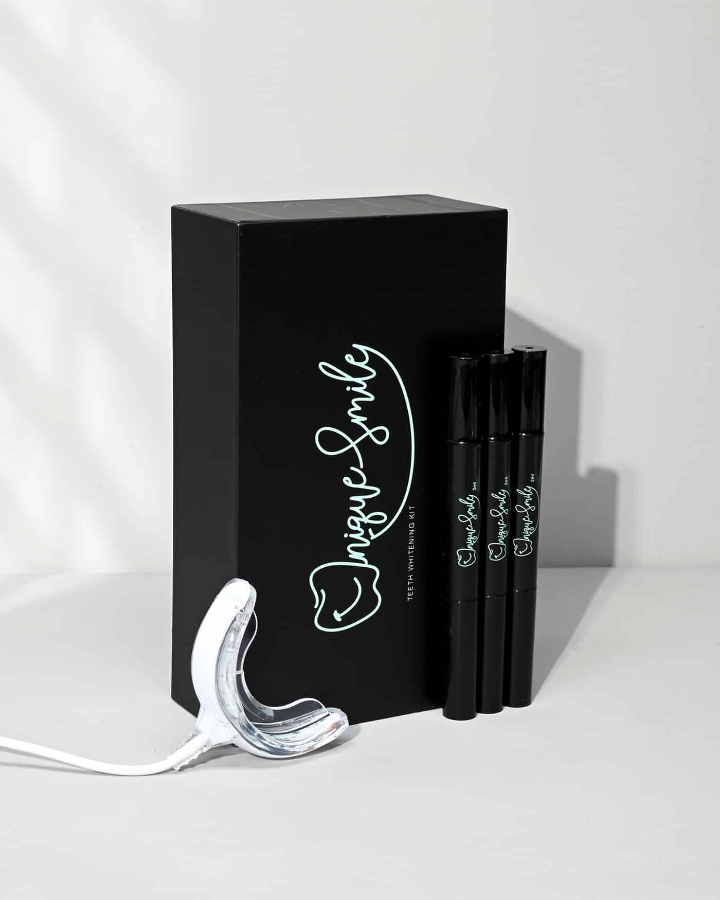 UniqueSmile LED Zahnaufheller Set UniqueSmile LED Zahnaufheller Set